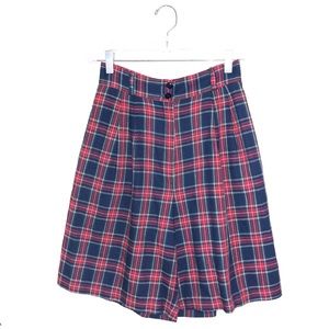 Vintage David Hollis pleated plaid 80s mom shorts